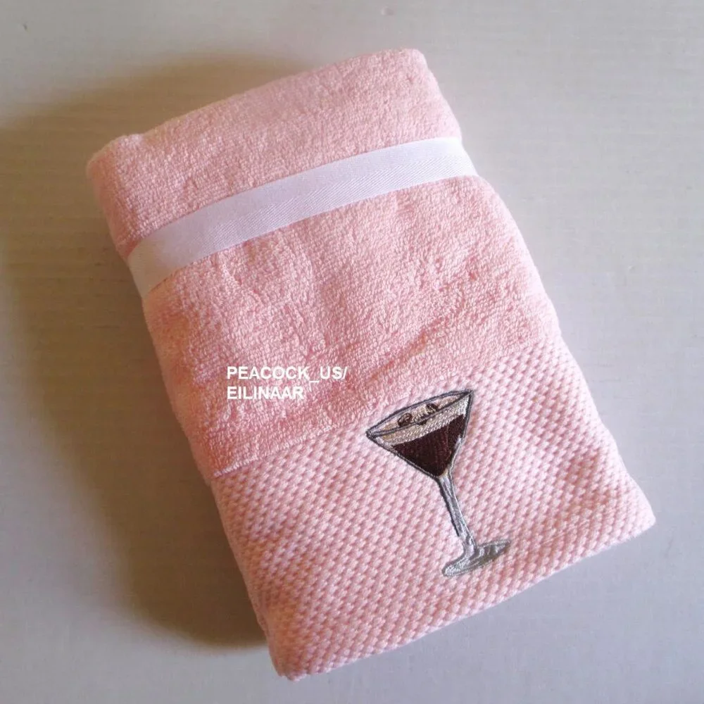 Deborah Connolly 2 Pink Hand Towels 16x28 Embroidered Plush Soft New with tag